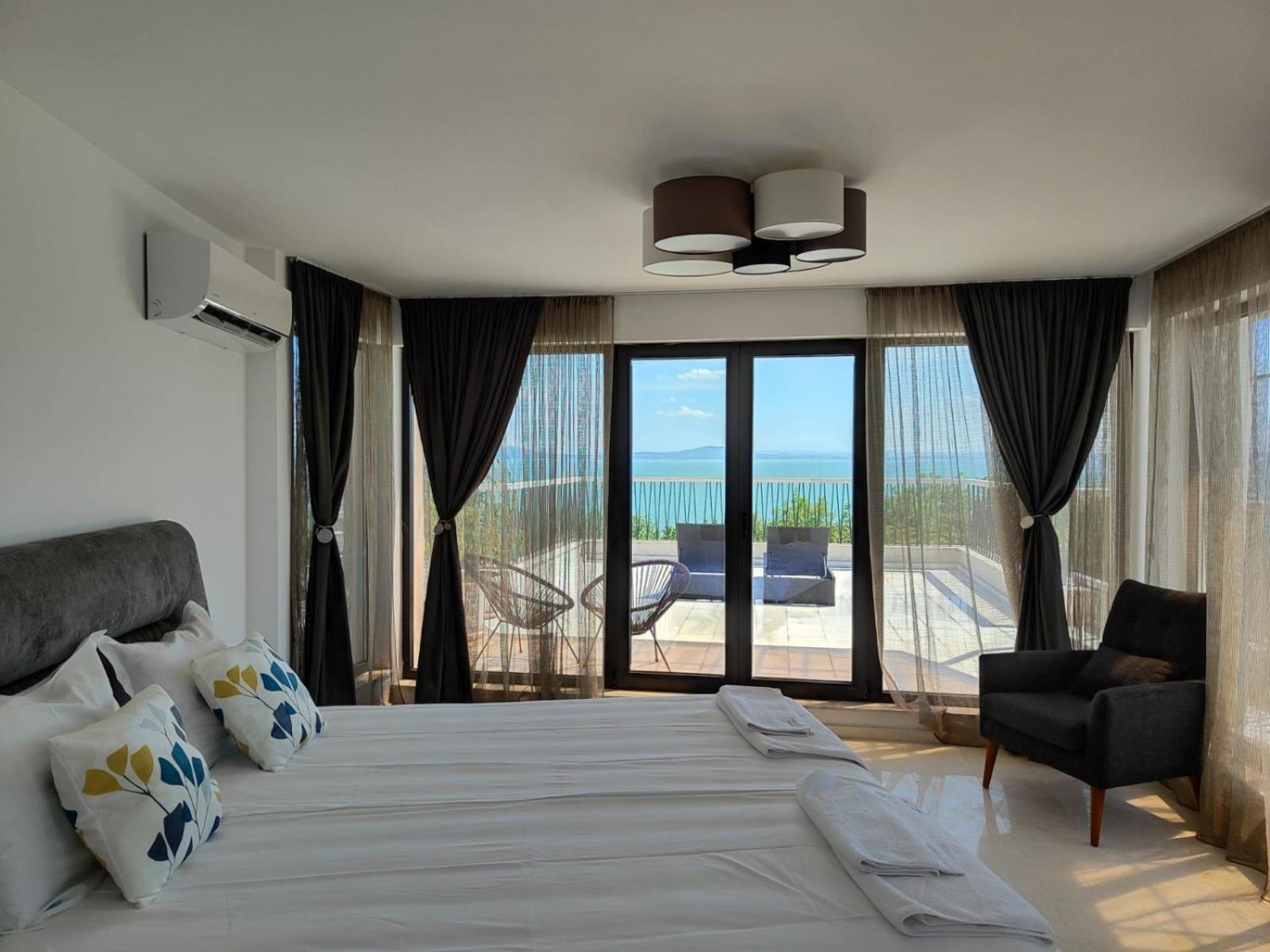 Marina Sarafovo Hotel Burgasz Kültér fotó